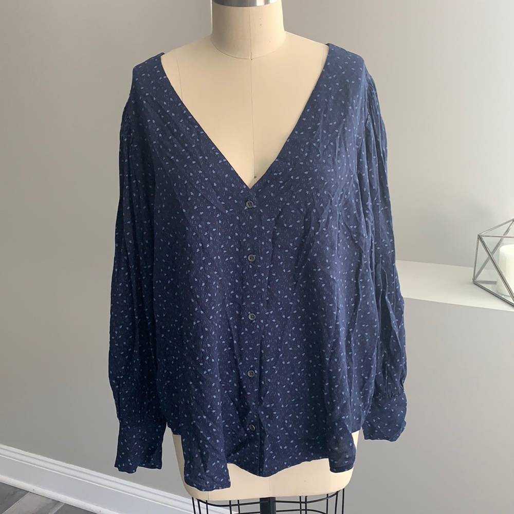 SUSINA WOMAN TOP NWT